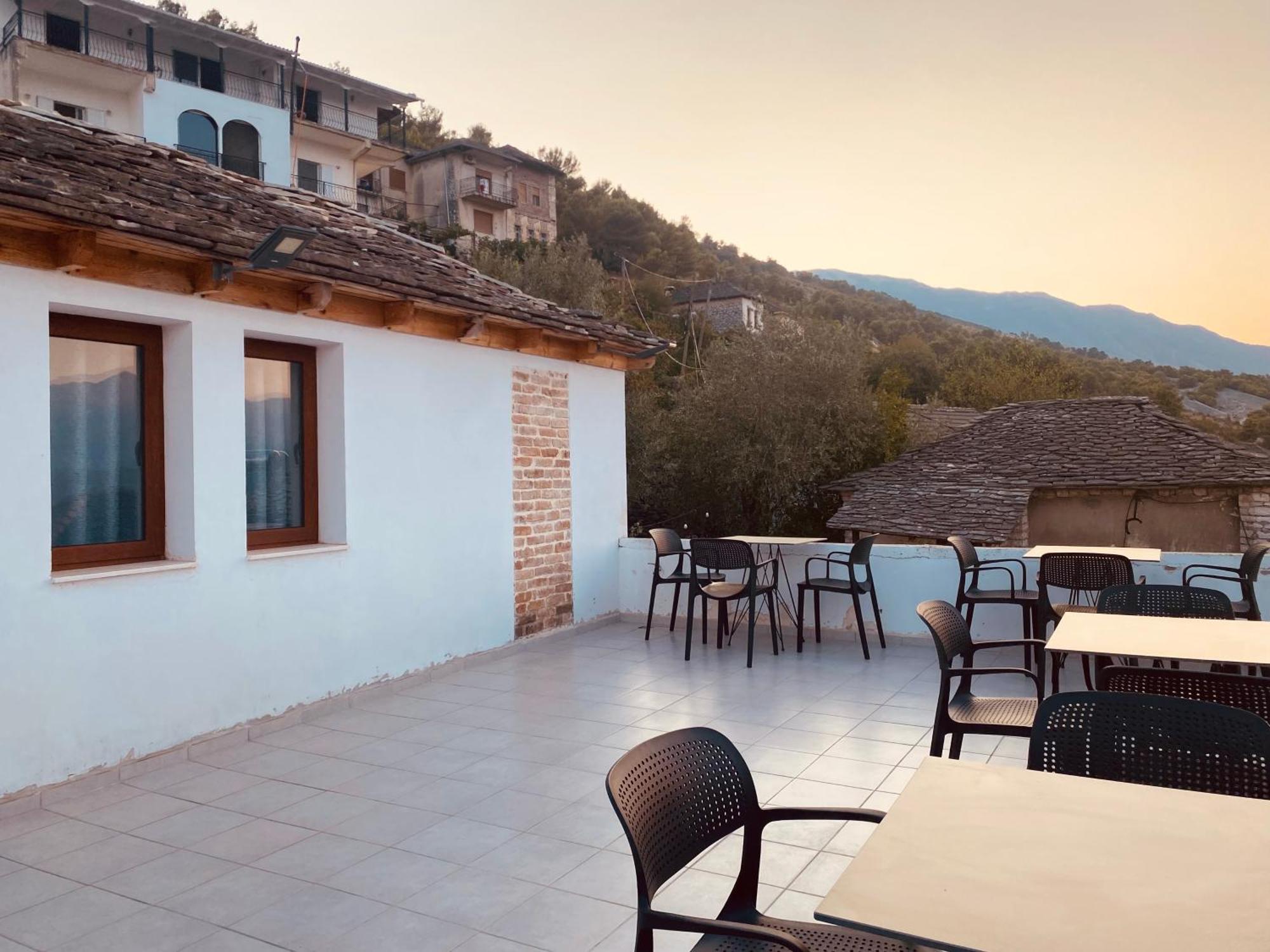 Vila Eri Gjirokaster Exterior photo