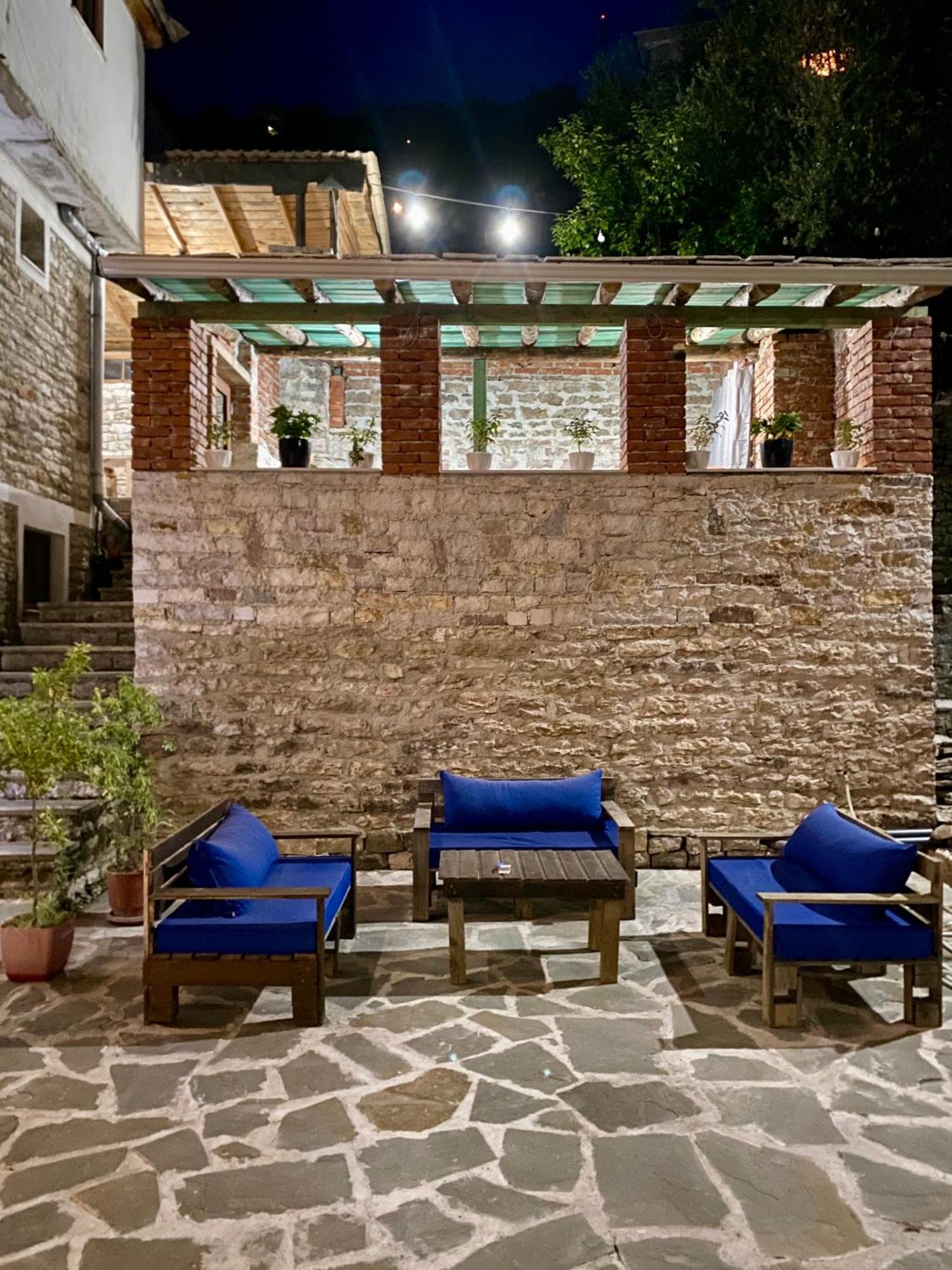 Vila Eri Gjirokaster Exterior photo